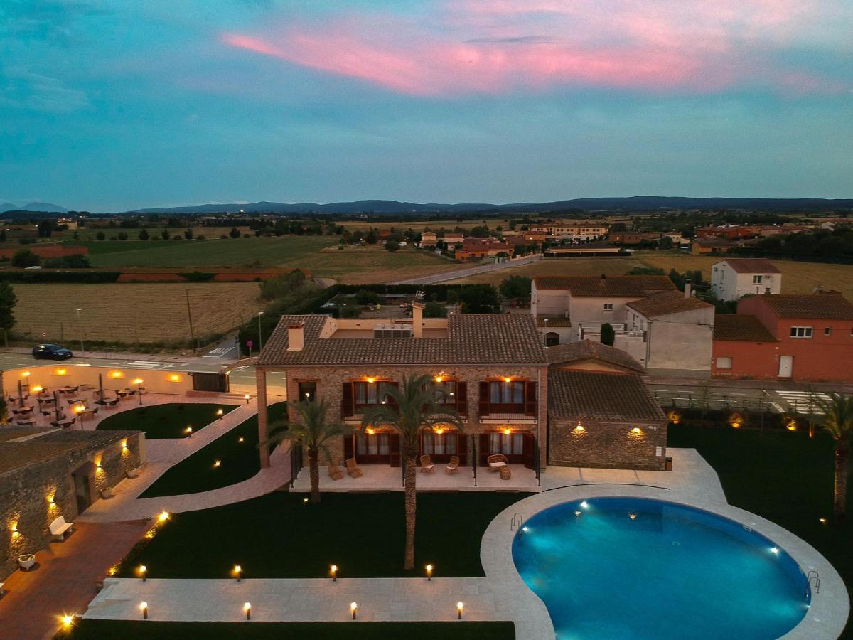 Hotel Aires De L'Emporda Вилаколум Экстерьер фото