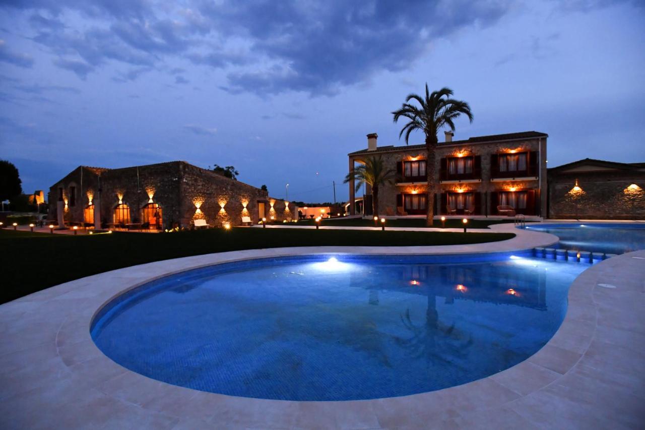 Hotel Aires De L'Emporda Вилаколум Экстерьер фото