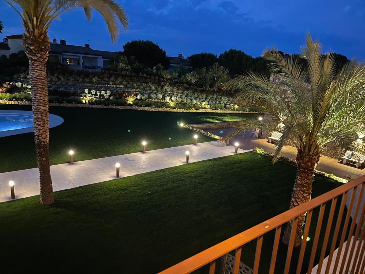 Hotel Aires De L'Emporda Вилаколум Экстерьер фото
