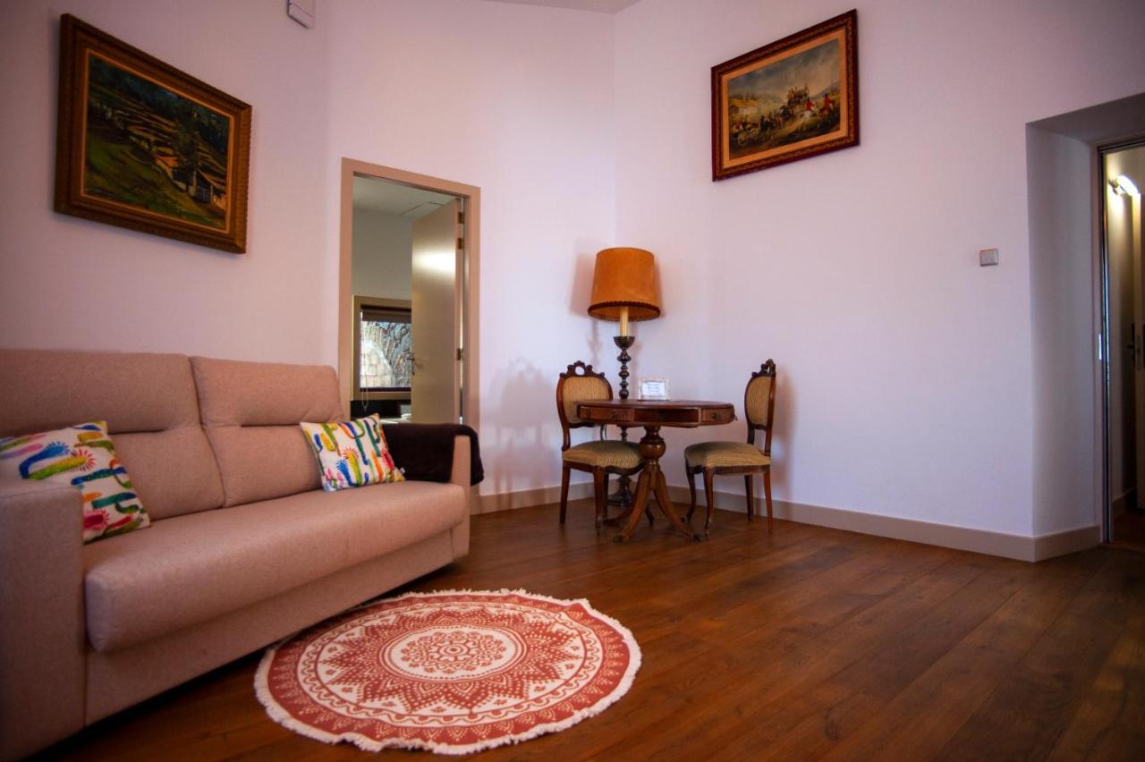 Hotel Aires De L'Emporda Вилаколум Экстерьер фото